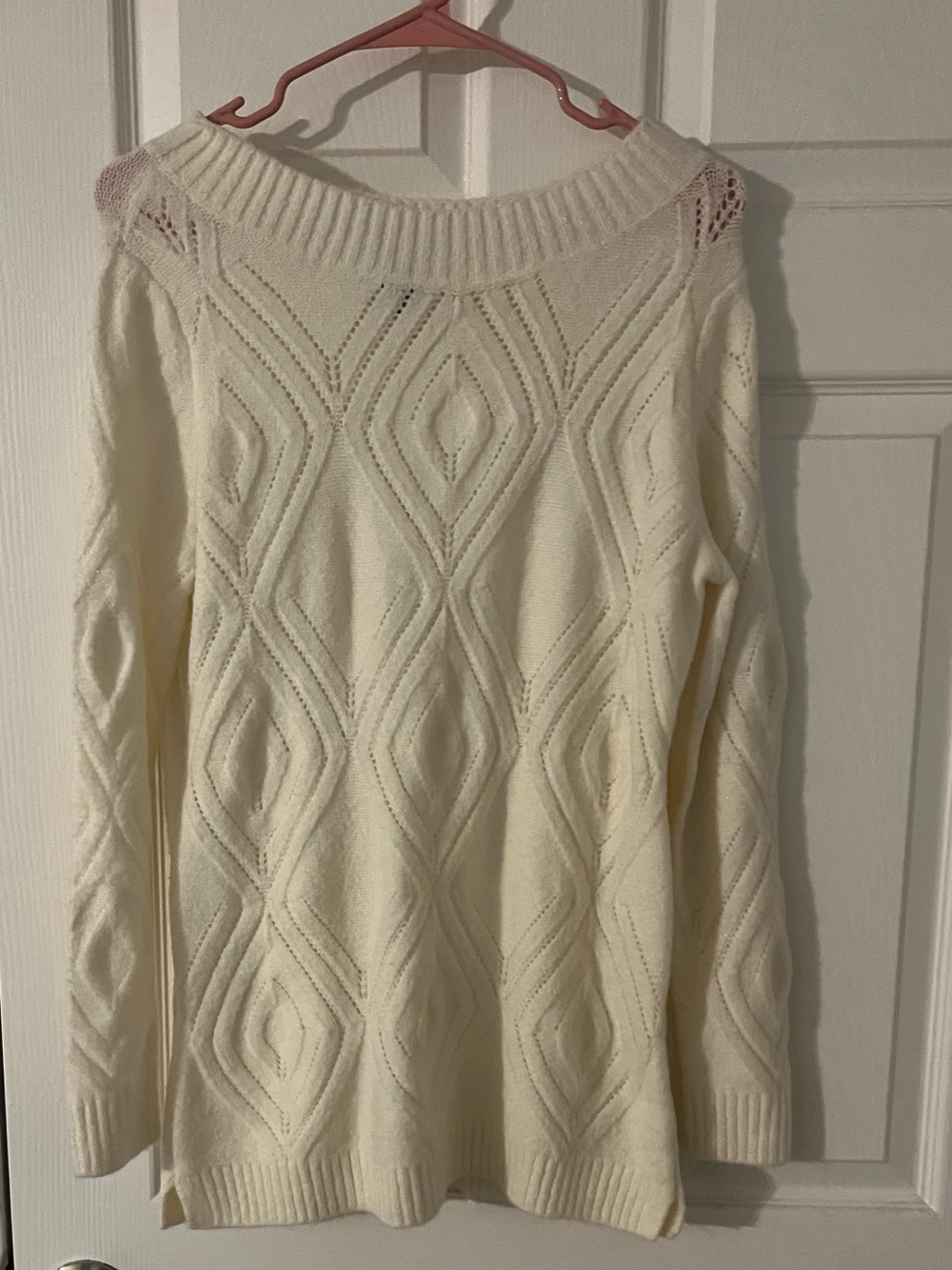 Women’s Cream Knit Long Sleeve Sweater